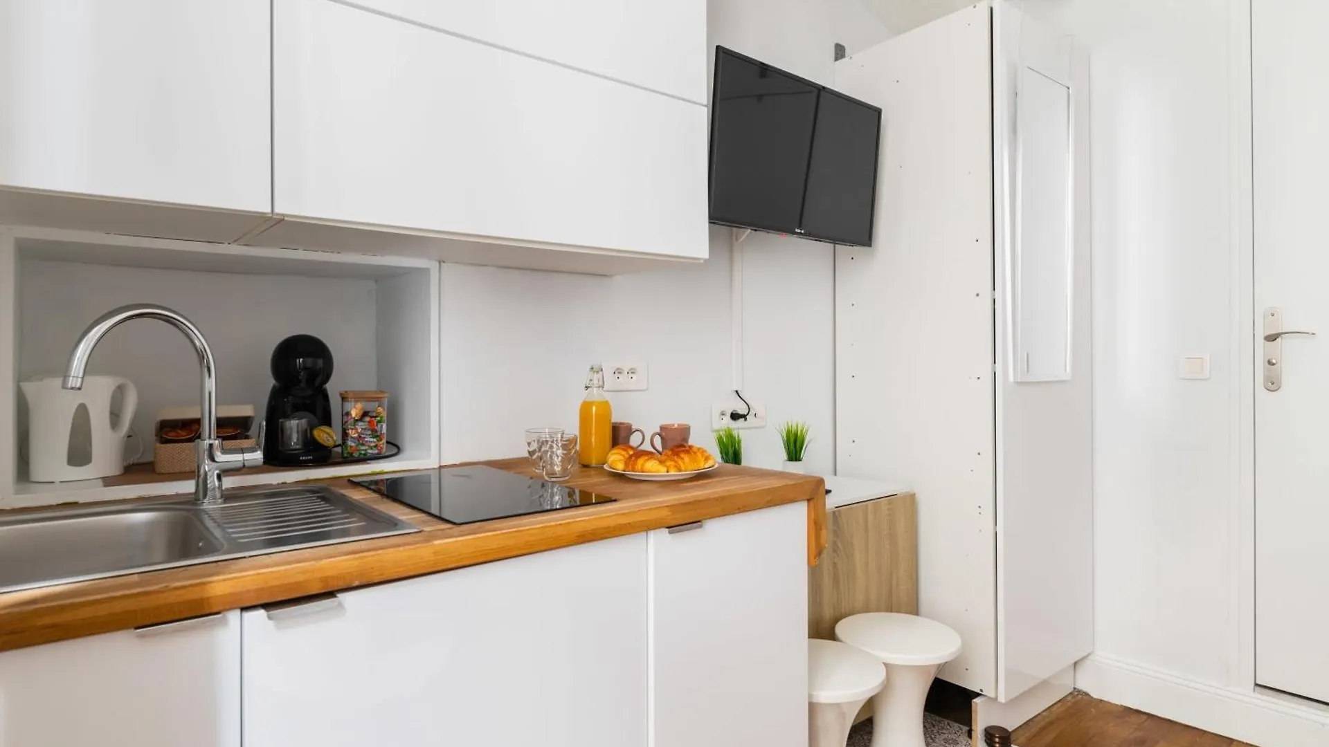 Apartment Studio Equipe Centre Nation - Paris 12 - 2P - Flat-Guest
